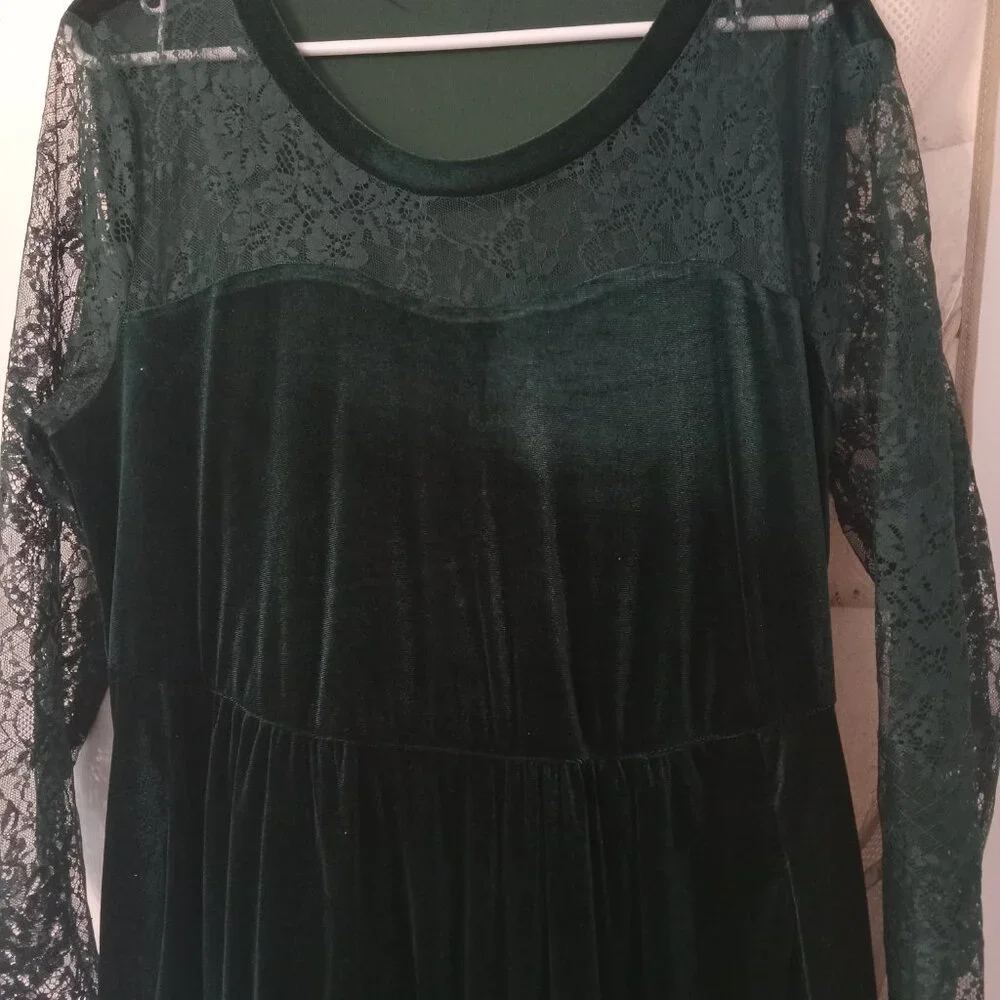 Dress - Picture 2 of 3